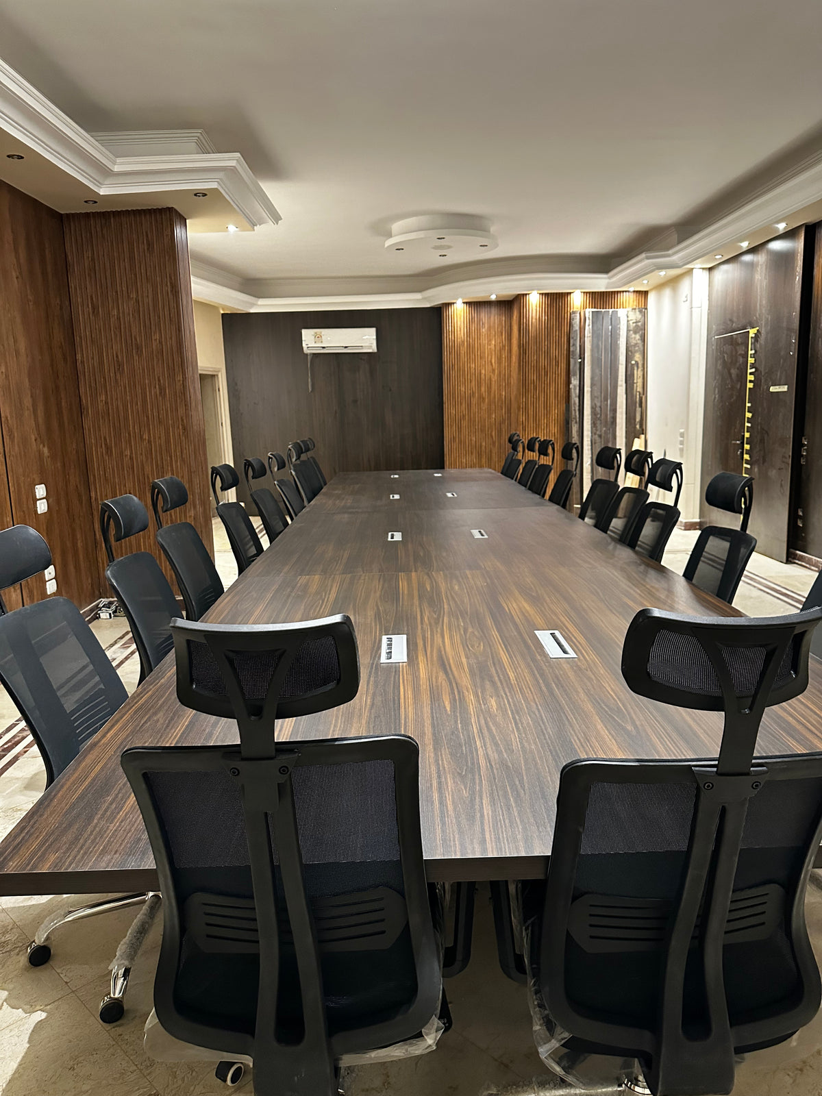 Meeting Table - MR 04