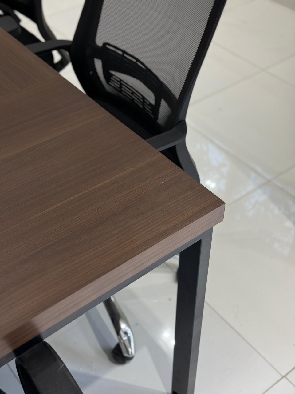 Meeting Table - MR 02